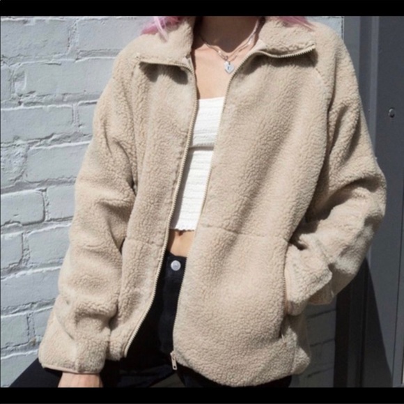 Brandy Melville Jackets & Blazers - Brandy Melville teddy jacket